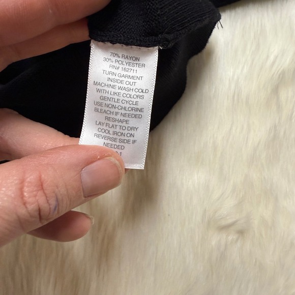 Liz Claiborne Womens Black Long Sleeve Bow Neck Sweater Size M - Picture 4 of 5